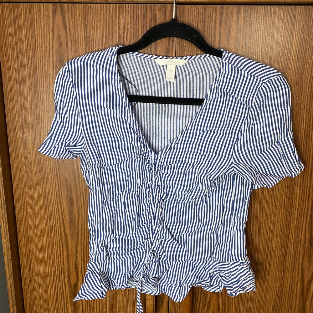 H&M Blouse Womens Size 2 Blue White Striped Ruched Peplum V-Neck Short Sleeve